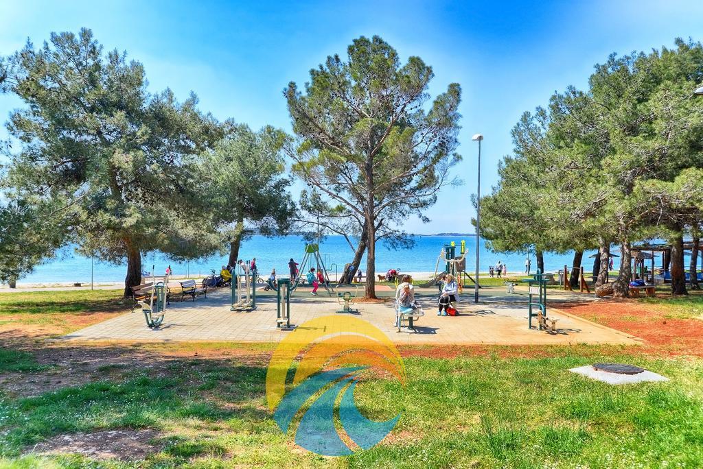 Apartments Nera Fažana エクステリア 写真